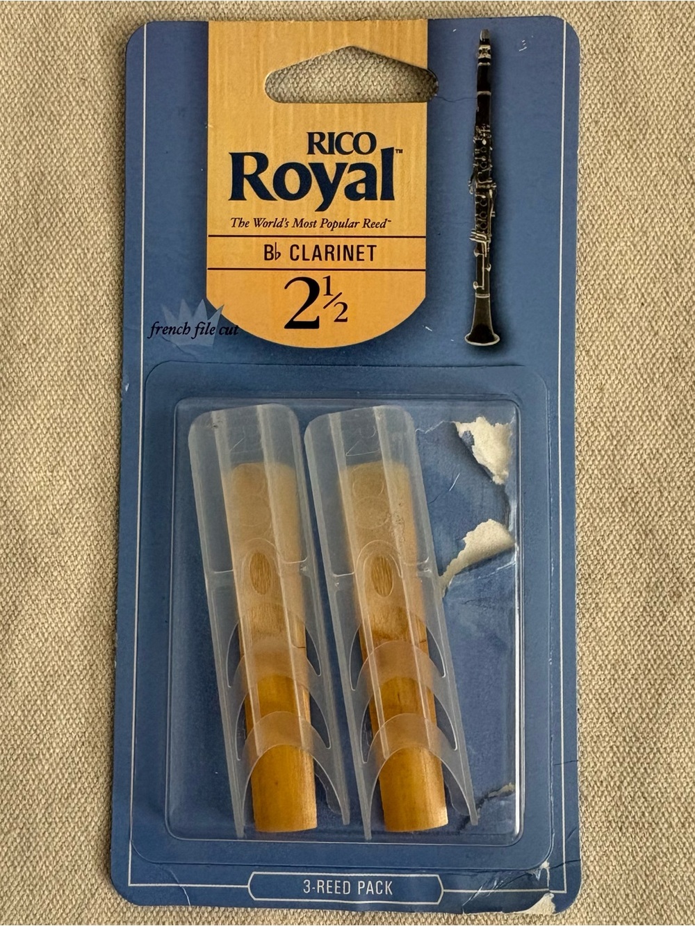Rico Royal Bb Clarinet Reeds Strength 2.5, 2-Pack Cane French File Cut